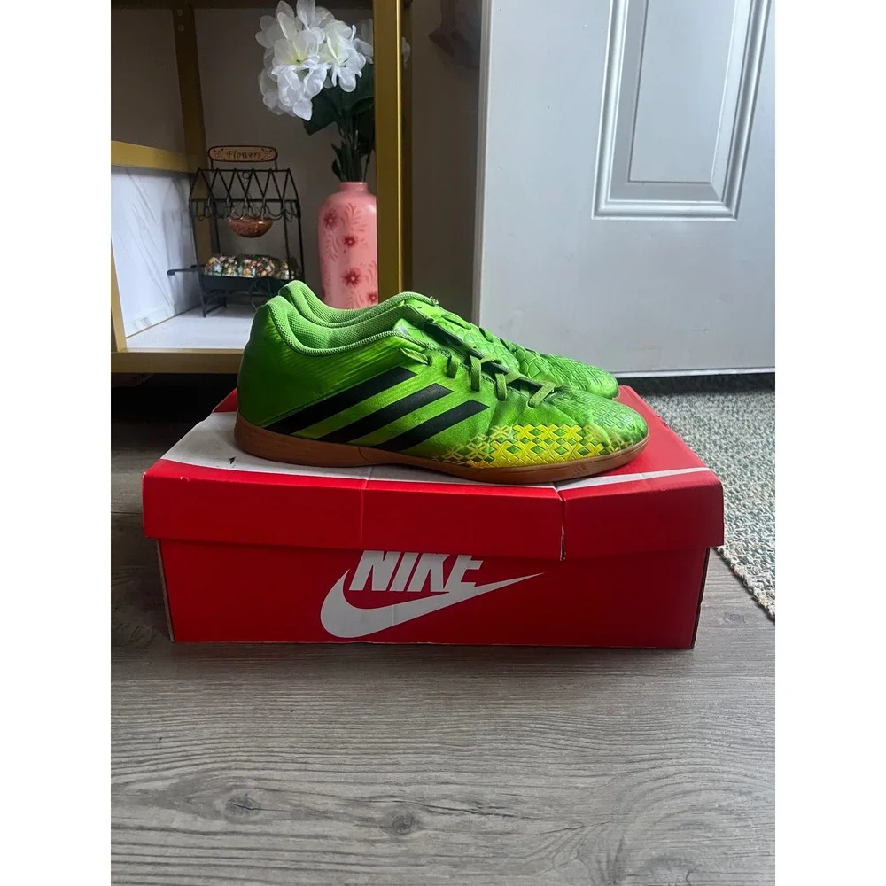 Adidas Predator Absolado LZ FG Men's Q21656 Soccer Size 12